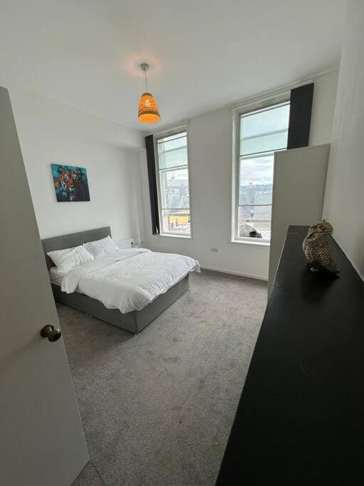 Spacious Flat In Sheffield City Center Gs304 Exterior photo